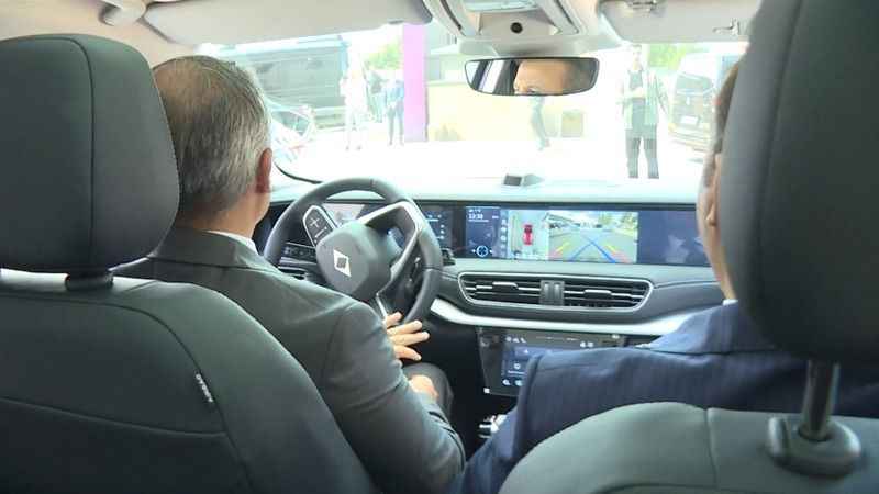 Türkiye’nin ilk uzay yolcuları Togg'u deneyimledi